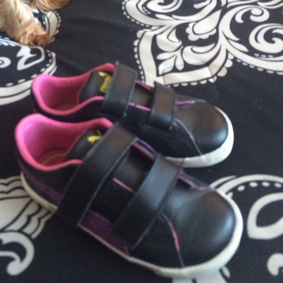 Kids Puma shoes SOLD