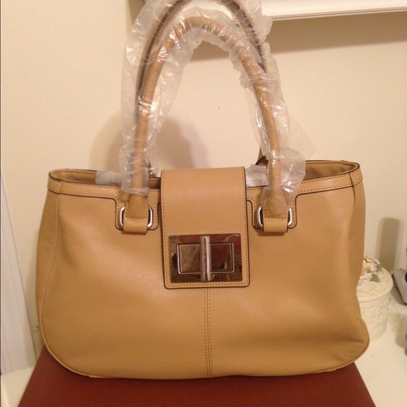SOLD!!!  Tignanello Leather shoulder bag