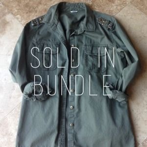 **SOLD** 🎉HP🎉PM Editor Pick🎉 Fossil Button Up