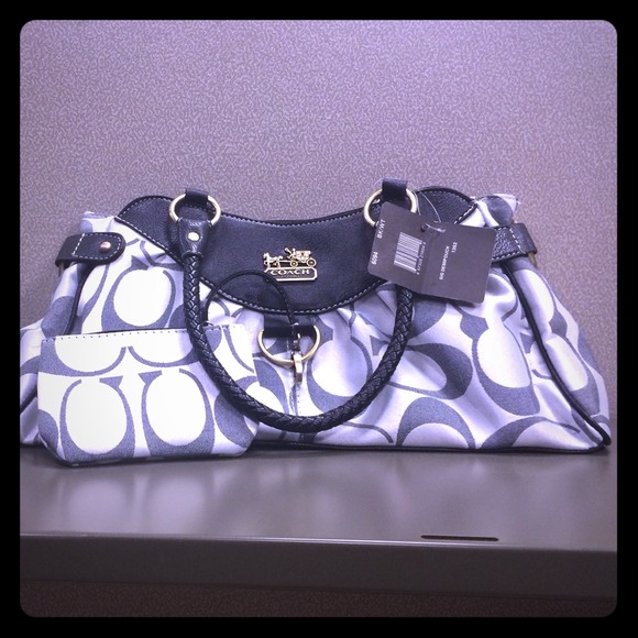 Inspired Gray Coach purse with mini wallet ☺️