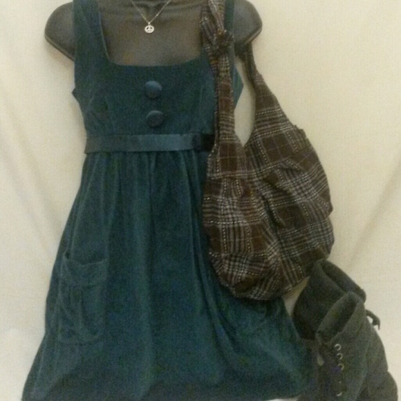 Dress, in great condition, can be tied in the back