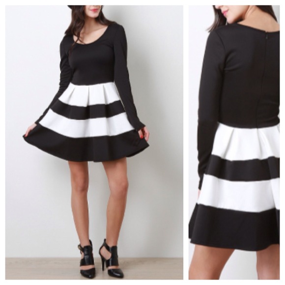 S O L D - Picture 2 of 4