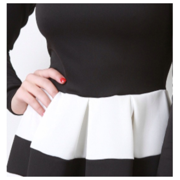 S O L D - Picture 3 of 4