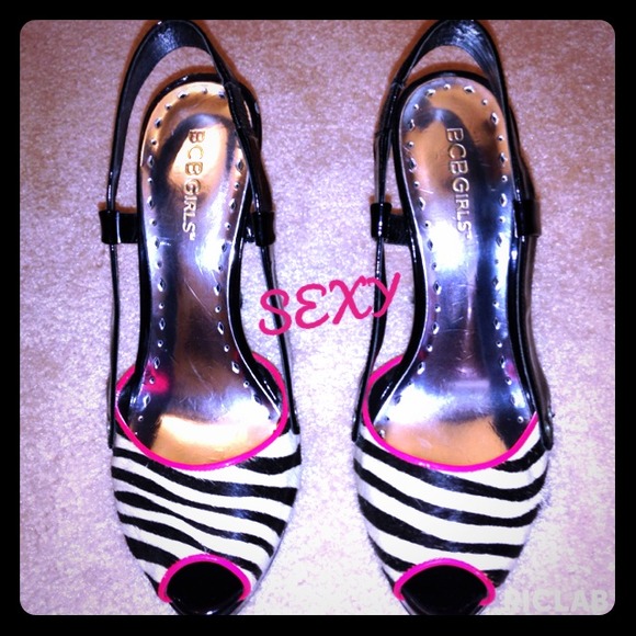 🔥HOT🔥 BCBG Zebra Print 5 inch Heels!
