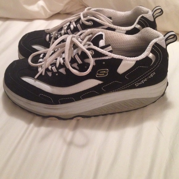 Skechers ShapeUps - Picture 2 of 2