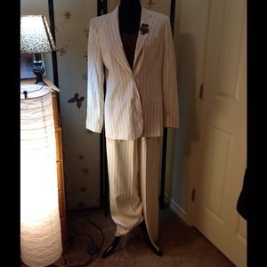 👔 Ralph Lauren  Ladies suit👕