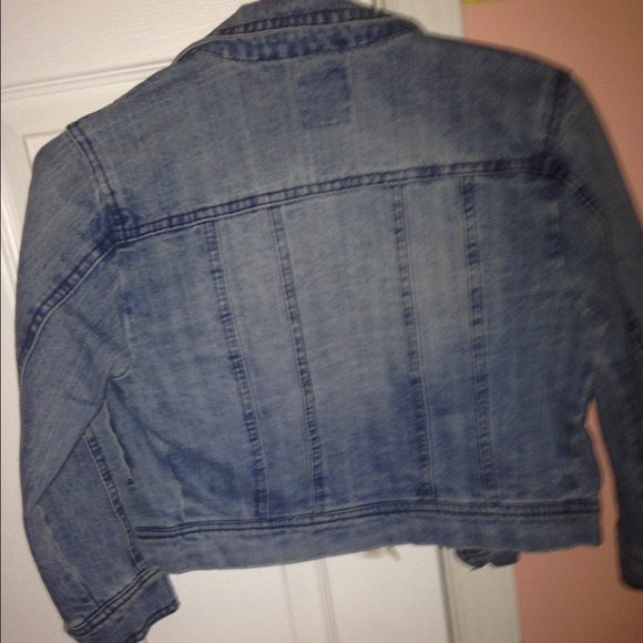 Cropped denim jacket - Picture 2 of 3