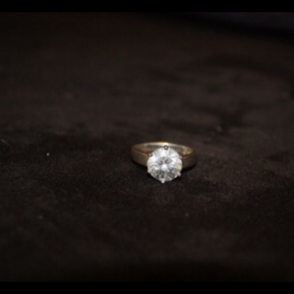 CZ ring - Picture 3 of 3