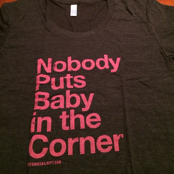 American Apparel Tops - ❤️SALE❤️ Screen Graphic Tee