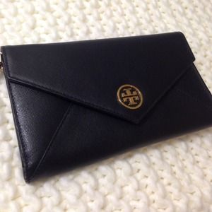Tory burch wristlet/ clutch