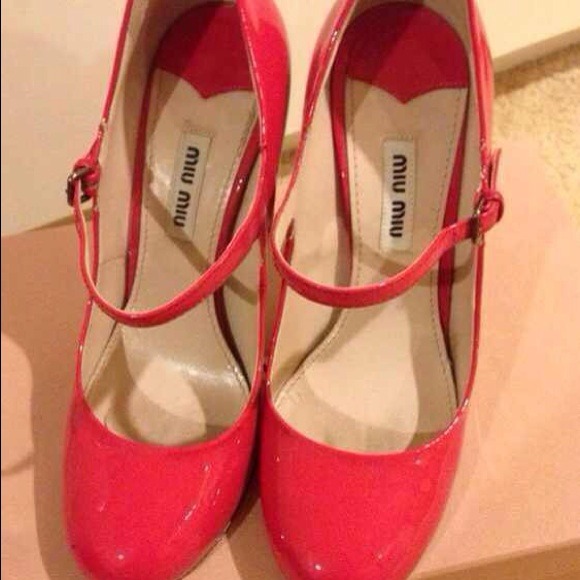 Miu Miu shoes size 6 brand new and authentic - Picture 1 of 3