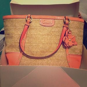 Authentic coach purse brand new comes with box!