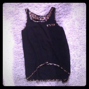 Black leopard tank top