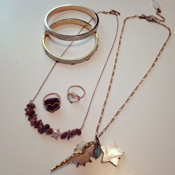 [SOLD] Accessory set (5 pieces)