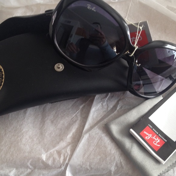 Sunglasses RayBan style ❤️ON HOLD 4 @kam123 ❤️
