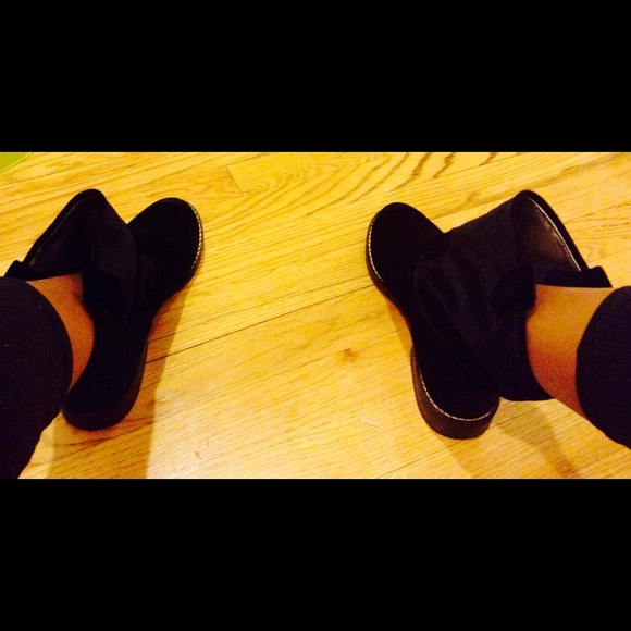 N by NICOLE MILLER BOOTS VERY CUTE AND COMFY