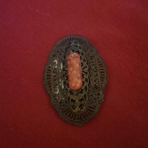 Vintage brooch with stone - Picture 1 of 2