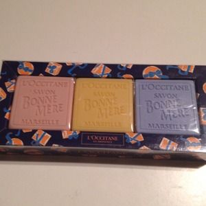 RESERVED! ⬇️L'Occitane bundle