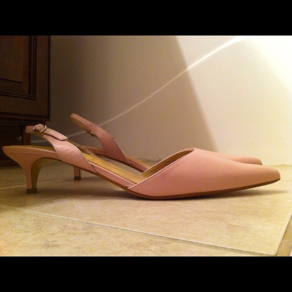 Pretty in pink sling backs