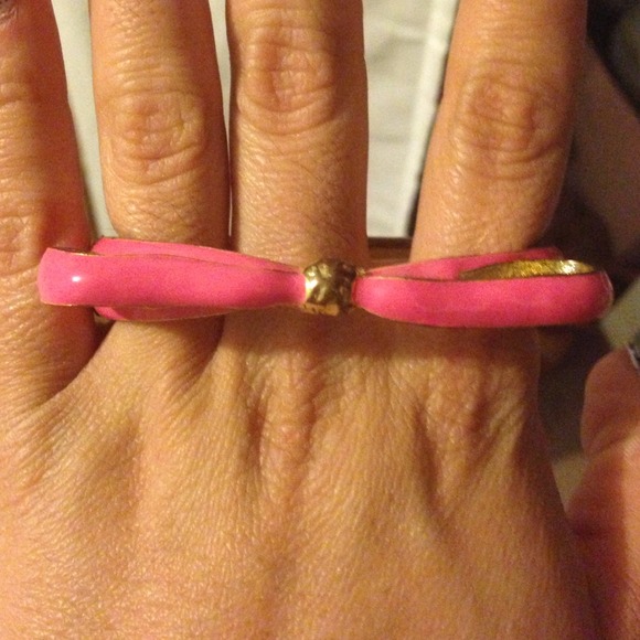❌Traded❌Pink Bow Bracelet