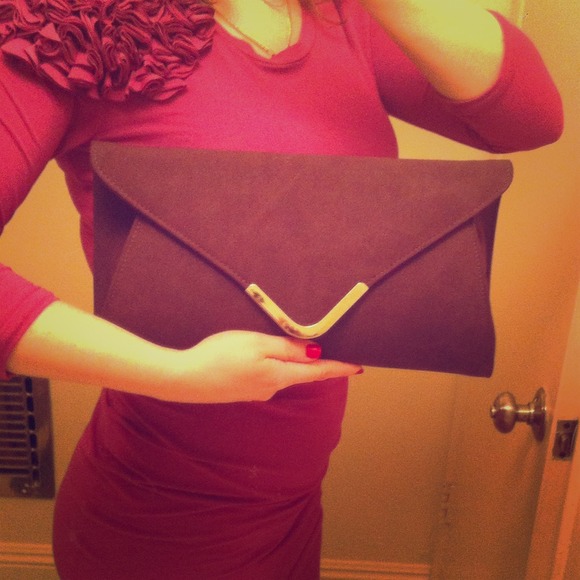 Clutches & Wallets - Purple clutch!💗