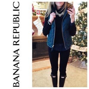 💢SOLD💢 Banana Republic Extra Fine Merino Sweater