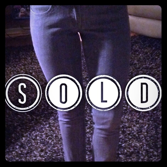 Forever21 Grey Denim Cropped