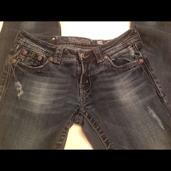 Miss Me Jeans🚫SOLD🚫 - Picture 2 of 2