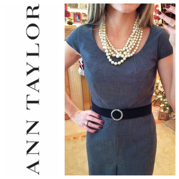 💢SOLD💢 Ann Taylor Woven Sheath Dress