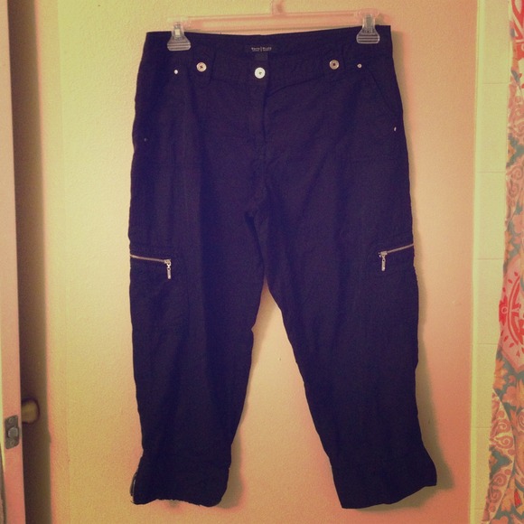 White House Black Market Capris
