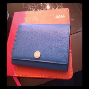 💙Michael Kors💙 Snap Close Wallet