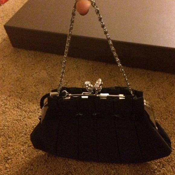 Lovely 👛!!!❤️❤️❤️ - Picture 2 of 3