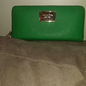 Michael Kors wallet Michael Kors wallet