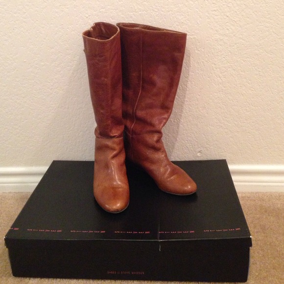 Cognac Wedge Boots