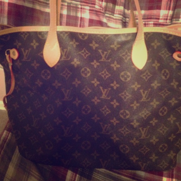Large bag ❤️traded❤️
