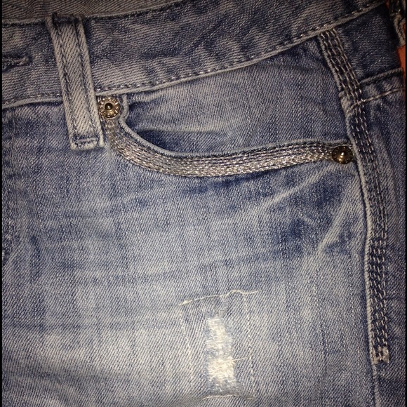 GUESS Denims - Picture 4 of 4