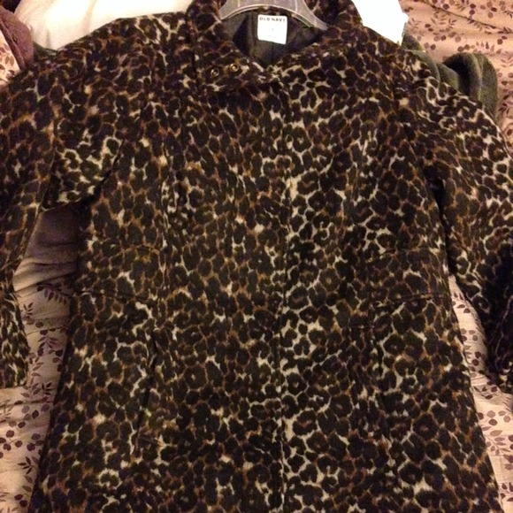 Old navy leopard coat NWOT