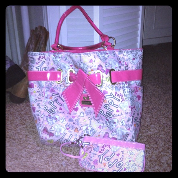 Coach Poppy Bag and matching clutch wallet