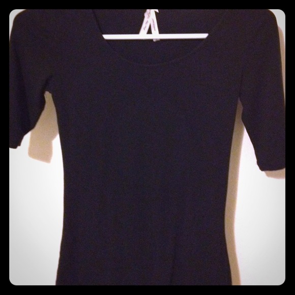 Simple Modal 3/4 sleeve tee- Black