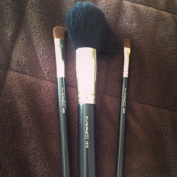 Sold! 3 Faux MAC brushes