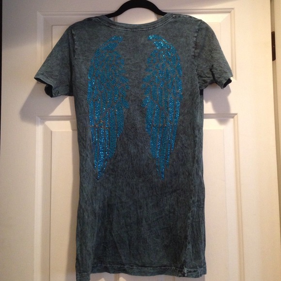 ❌SOLD❌Sinful crystal wings shirt, acid wash
