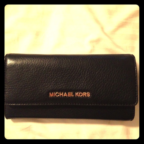 Michael Kors wallet