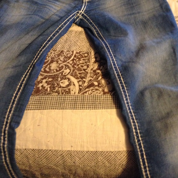 Jeans - Picture 3 of 4