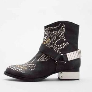 NEW PICS - JC Presley boots