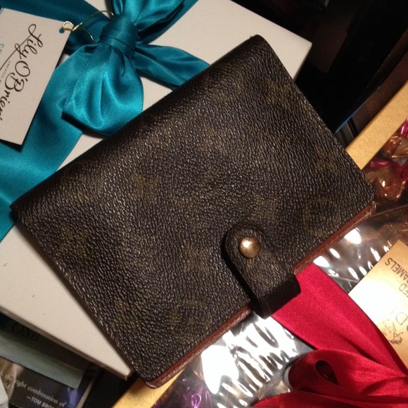 Authentic Louis Vuitton Wallet Organizer