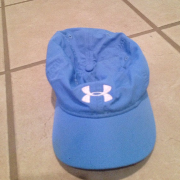 Under Armour women's dry fit cap