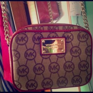 Authentic Michael Kors Crossbody