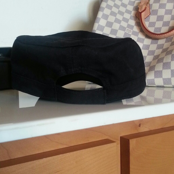 Authentic Bebe Cap. - Picture 4 of 4