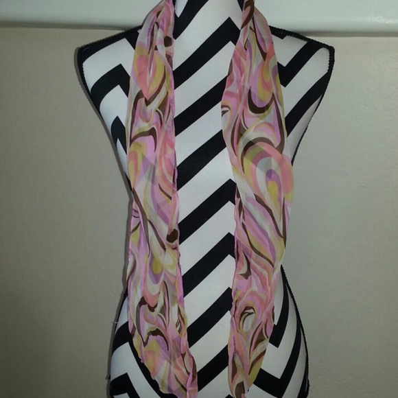 SALE! Sunburst Color Scarf - Picture 3 of 4