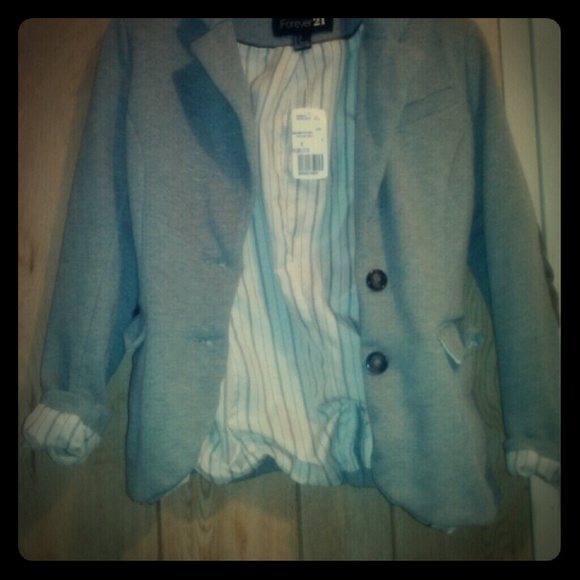 Gray blazer